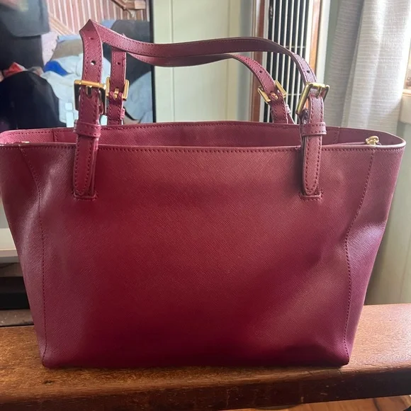 Tory Burch Purse - Picture 2 of 13